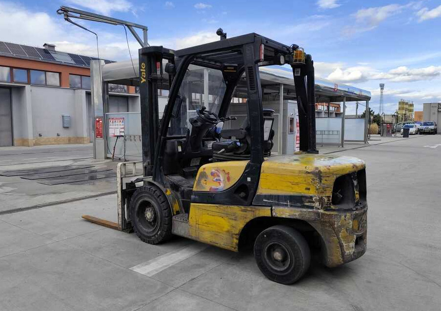 Yale GDP35VX - Diesel forklift: picture 2 Yale GDP35VX - Diesel forklift: picture 2