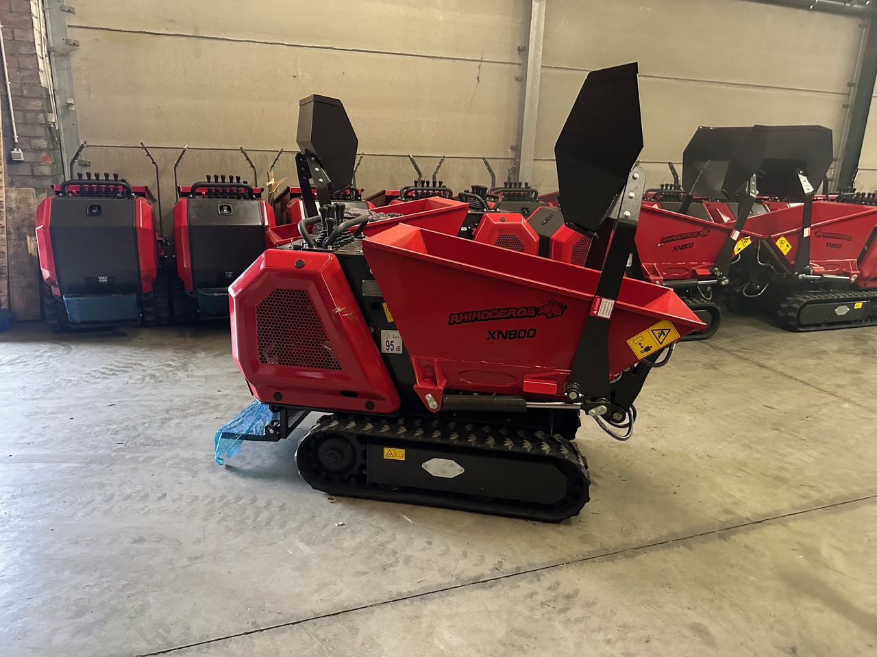 Rhinoceros XN800 - Mini dumper: picture 2 Rhinoceros XN800 - Mini dumper: picture 2