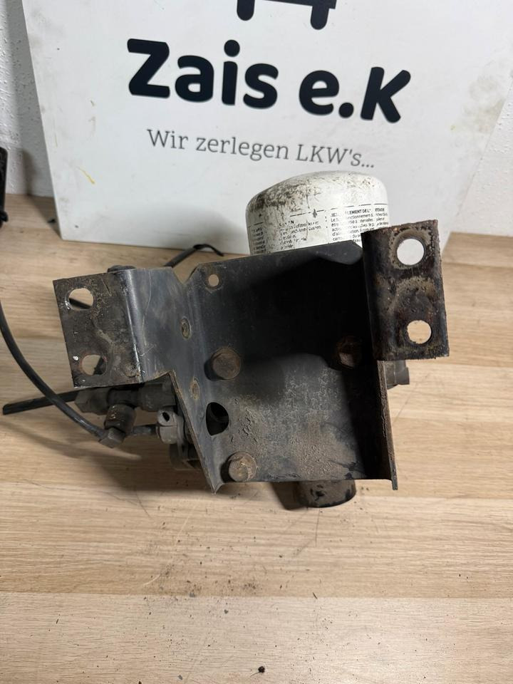 DAF KNORR-BREMSE Lufttrockner II37464N50 AE4528 - Brake accessory for Truck: picture 4 DAF KNORR-BREMSE Lufttrockner II37464N50 AE4528 - Brake accessory for Truck: picture 4