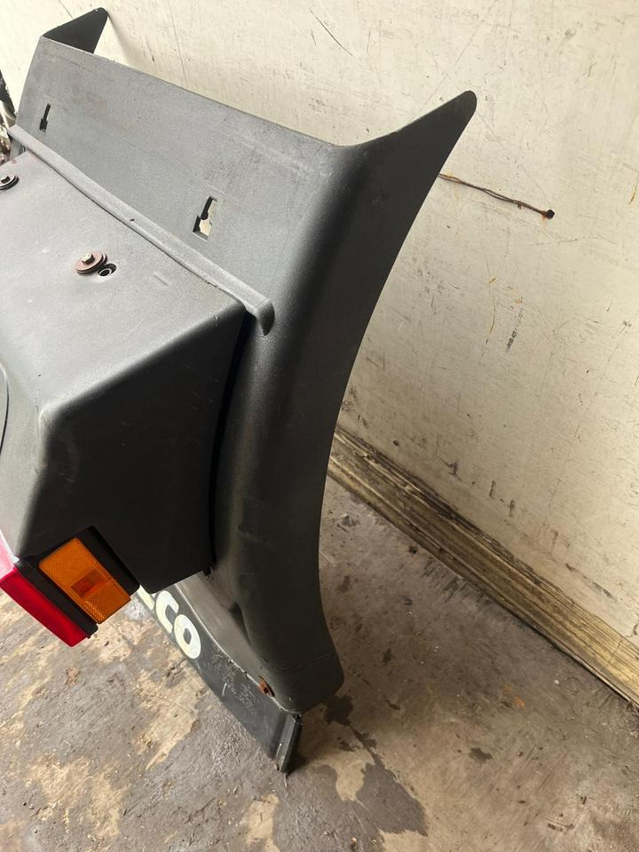 IVECO Stralis 450 Kotflügel vorne rechts 41299389 / 41299388 - Fender for Truck: picture 4 IVECO Stralis 450 Kotflügel vorne rechts 41299389 / 41299388 - Fender for Truck: picture 4