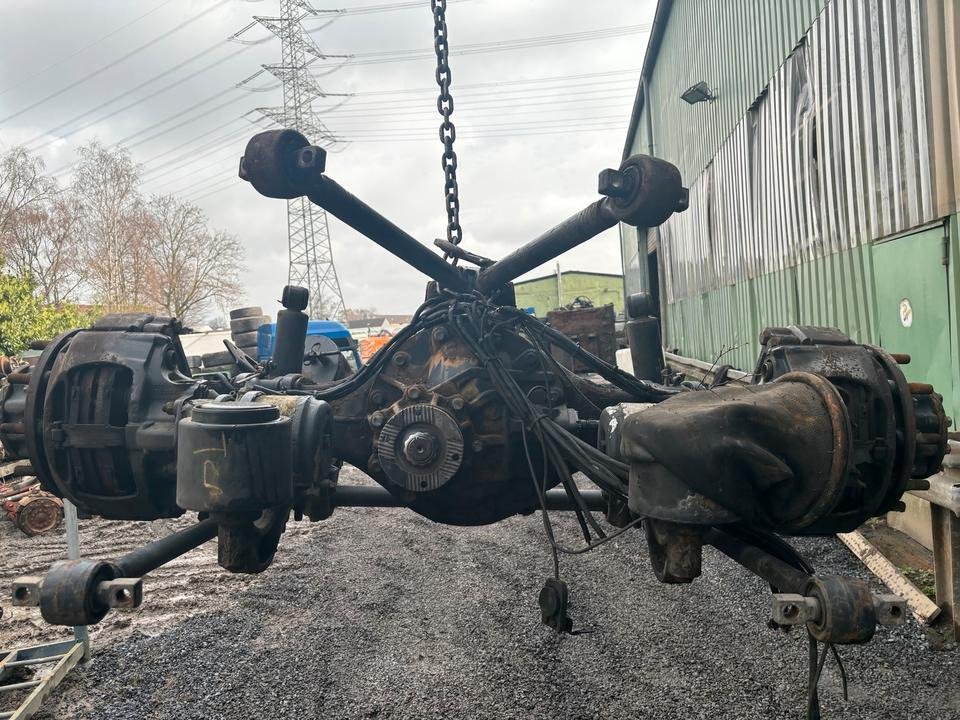 MAN TGM Hinterachse 37:9 von 18-Tonner - Rear axle for Truck: picture 1 MAN TGM Hinterachse 37:9 von 18-Tonner - Rear axle for Truck: picture 1