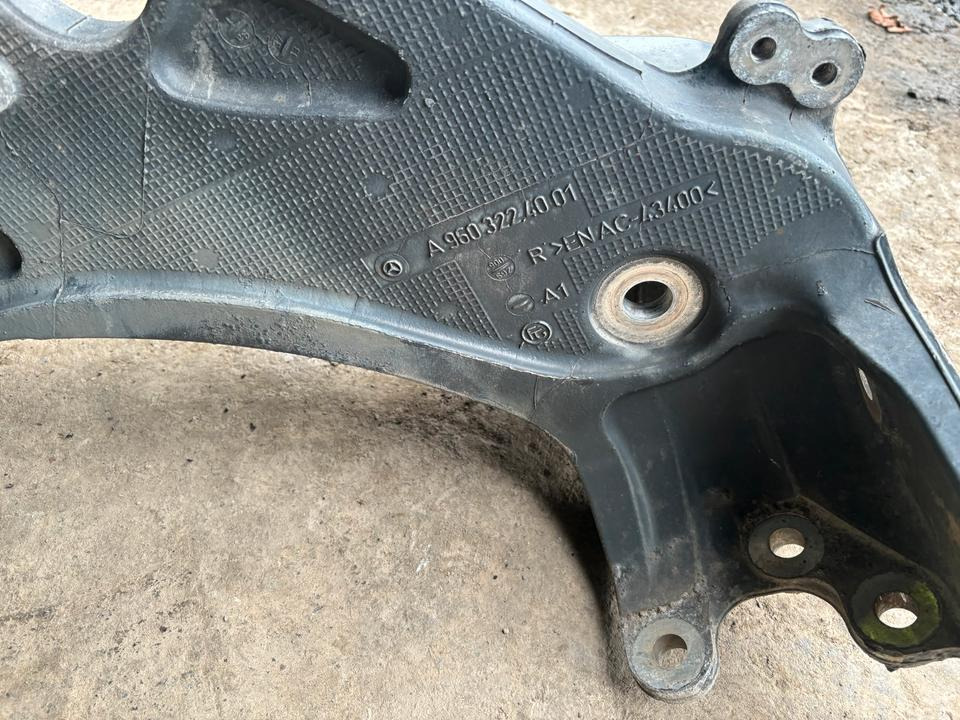 Mercedes-Actros MP4 Lenkbock Rechts A9603224001 - Steering for Truck: picture 3 Mercedes-Actros MP4 Lenkbock Rechts A9603224001 - Steering for Truck: picture 3