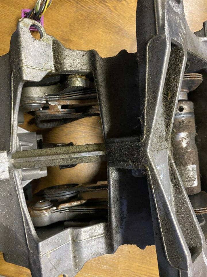 Mercedes Actros MP4 Lenksäule Lenkung - Steering column for Truck: picture 5 Mercedes Actros MP4 Lenksäule Lenkung - Steering column for Truck: picture 5