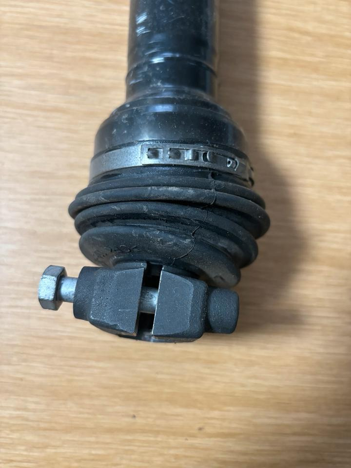 Mercedes Actros MP4 Lenkspindel/Lenkgestänge A9604628201 - Steering for Truck: picture 2 Mercedes Actros MP4 Lenkspindel/Lenkgestänge A9604628201 - Steering for Truck: picture 2