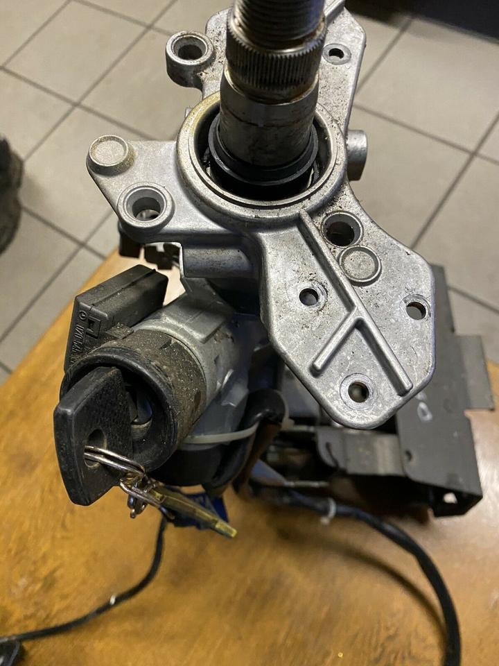 Mercedes Atego Lenksäule Lenkung mit Zündschloss & Schlüssel - Steering column for Truck: picture 3 Mercedes Atego Lenksäule Lenkung mit Zündschloss & Schlüssel - Steering column for Truck: picture 3