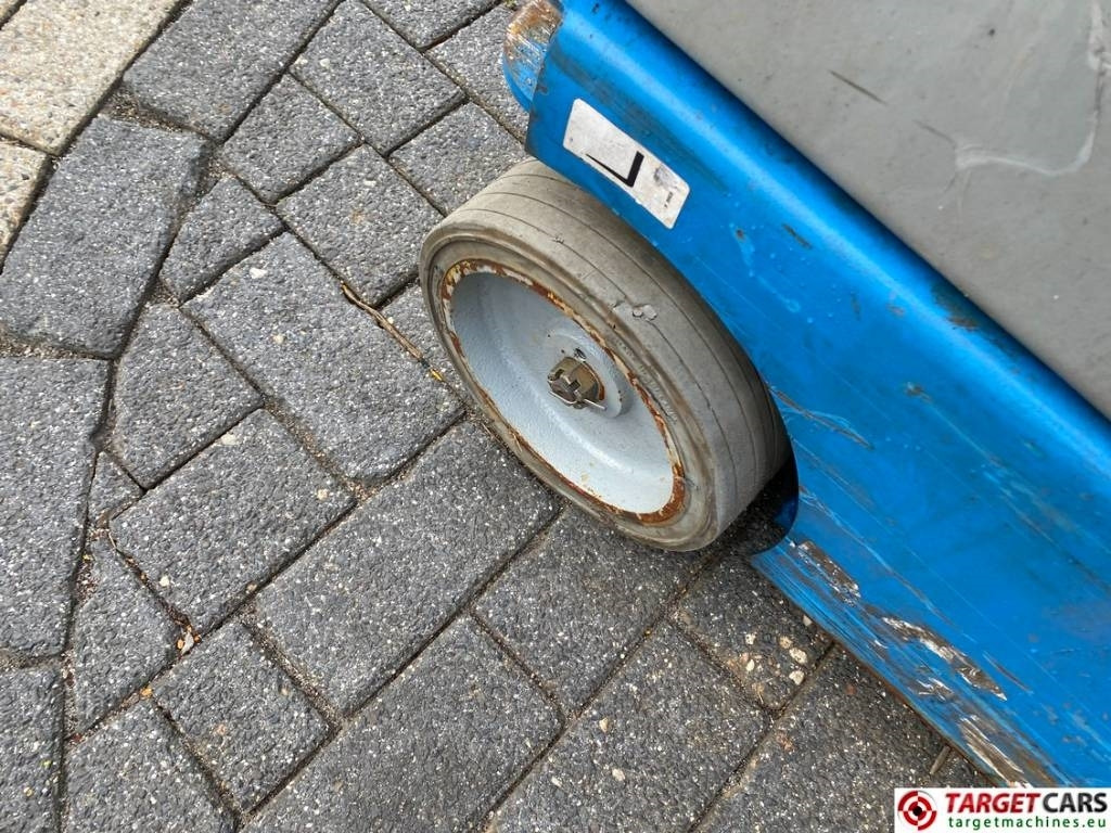 Vertical mast lift Genie GR-20 Runabout El Vertical Mast Work Lift 802cm: picture 23 Vertical mast lift Genie GR-20 Runabout El Vertical Mast Work Lift 802cm: picture 23