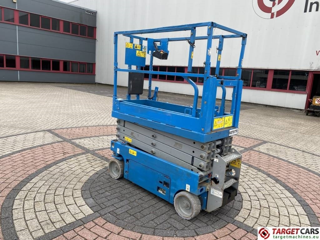 Genie GS-1932 Electric Scissor Work Lift 779cm  - Scissor lift: picture 4 Genie GS-1932 Electric Scissor Work Lift 779cm  - Scissor lift: picture 4