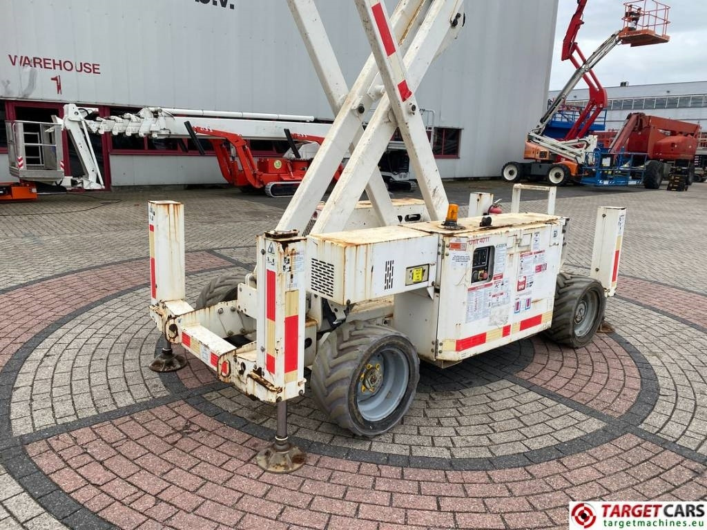 Scissor lift Genie GS-4069RT Diesel 4x4 Scissor Work Lift 1412cm NOCE: picture 31 Scissor lift Genie GS-4069RT Diesel 4x4 Scissor Work Lift 1412cm NOCE: picture 31