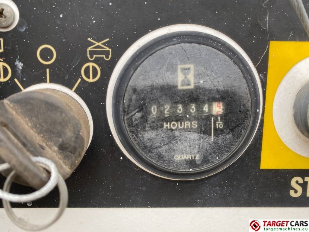 Scissor lift Genie GS-4069RT Diesel 4x4 Scissor Work Lift 1412cm NOCE: picture 12 Scissor lift Genie GS-4069RT Diesel 4x4 Scissor Work Lift 1412cm NOCE: picture 12