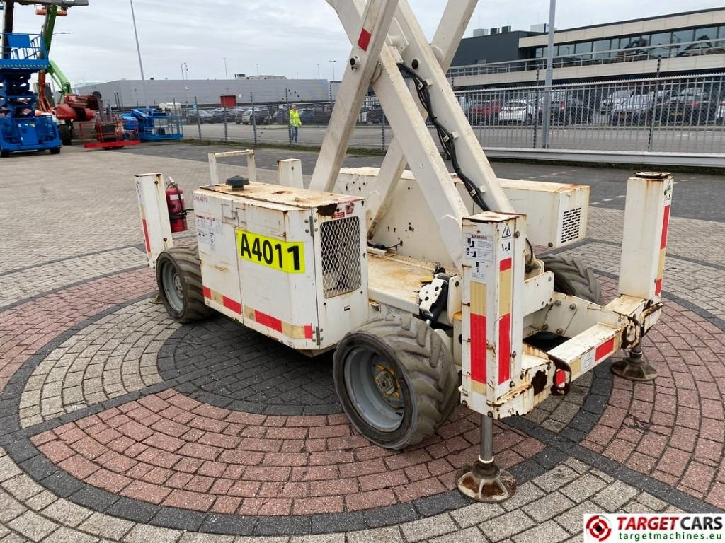Scissor lift Genie GS-4069RT Diesel 4x4 Scissor Work Lift 1412cm NOCE: picture 25 Scissor lift Genie GS-4069RT Diesel 4x4 Scissor Work Lift 1412cm NOCE: picture 25