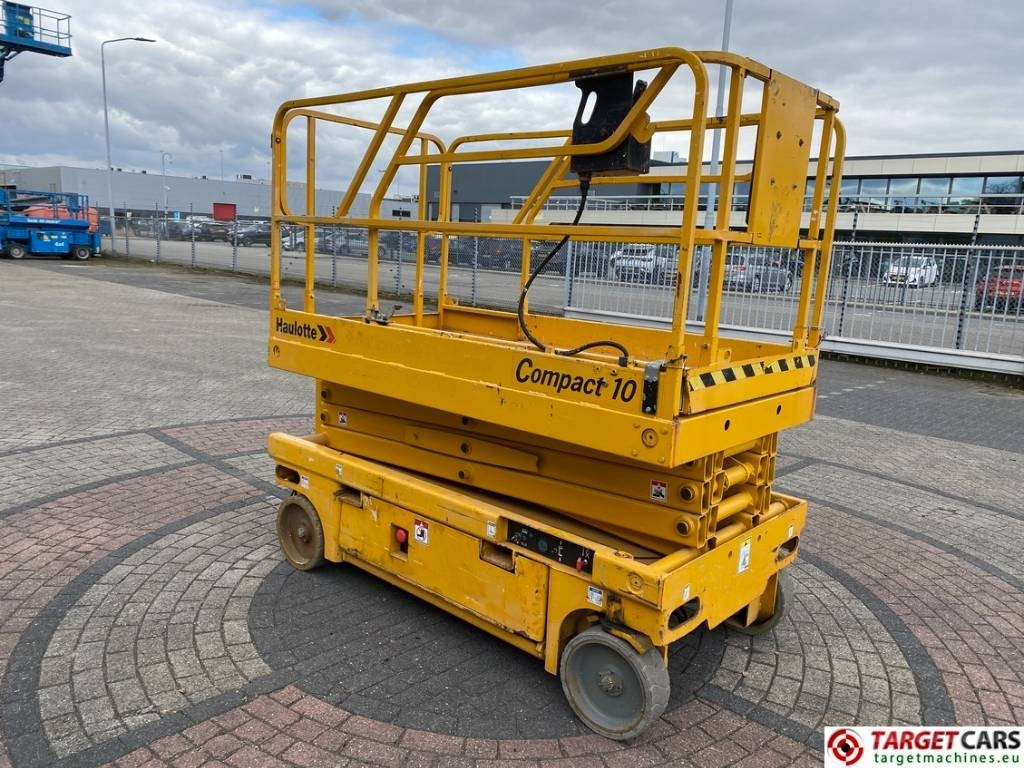 Haulotte Compact 10 Electric Scissor Work Lift 1015cm - Scissor lift: picture 2 Haulotte Compact 10 Electric Scissor Work Lift 1015cm - Scissor lift: picture 2