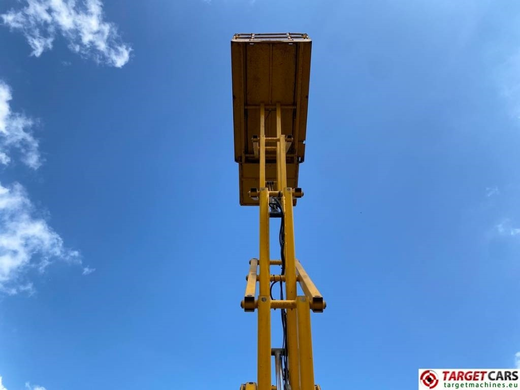 Scissor lift Haulotte Compact 12DX Diesel 4x4 Scissor Work Lift 1206cm: picture 32