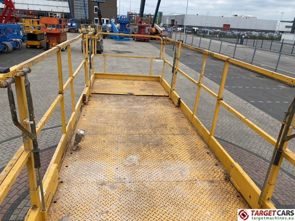 Scissor lift Haulotte H15SXNT Diesel H15SX 4x4 Scissor Work Lift 1500cm: picture 8