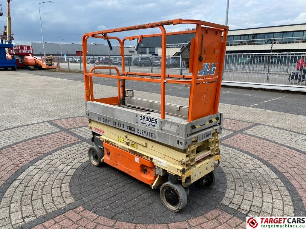 JLG 1930ES Electric Scissor Work Lift 772cm - Scissor lift: picture 2 JLG 1930ES Electric Scissor Work Lift 772cm - Scissor lift: picture 2