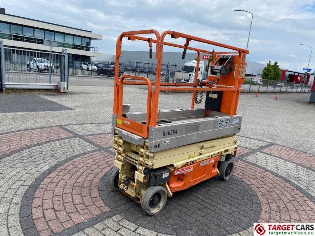 JLG 1930ES Electric Scissor Work Lift 772cm - Scissor lift: picture 3 JLG 1930ES Electric Scissor Work Lift 772cm - Scissor lift: picture 3