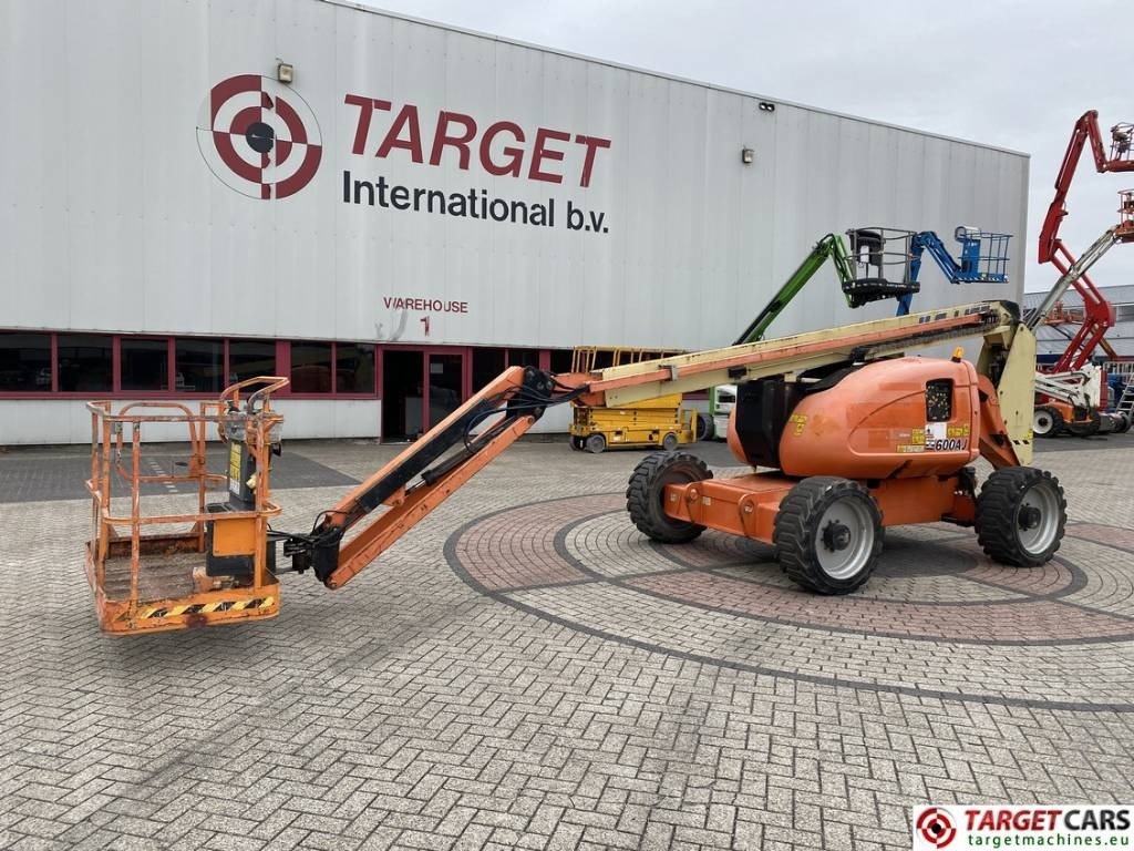 JLG 600AJ Articulated 4x4 Diesel Boom Work Lift 2047cm - Articulated boom: picture 1 JLG 600AJ Articulated 4x4 Diesel Boom Work Lift 2047cm - Articulated boom: picture 1