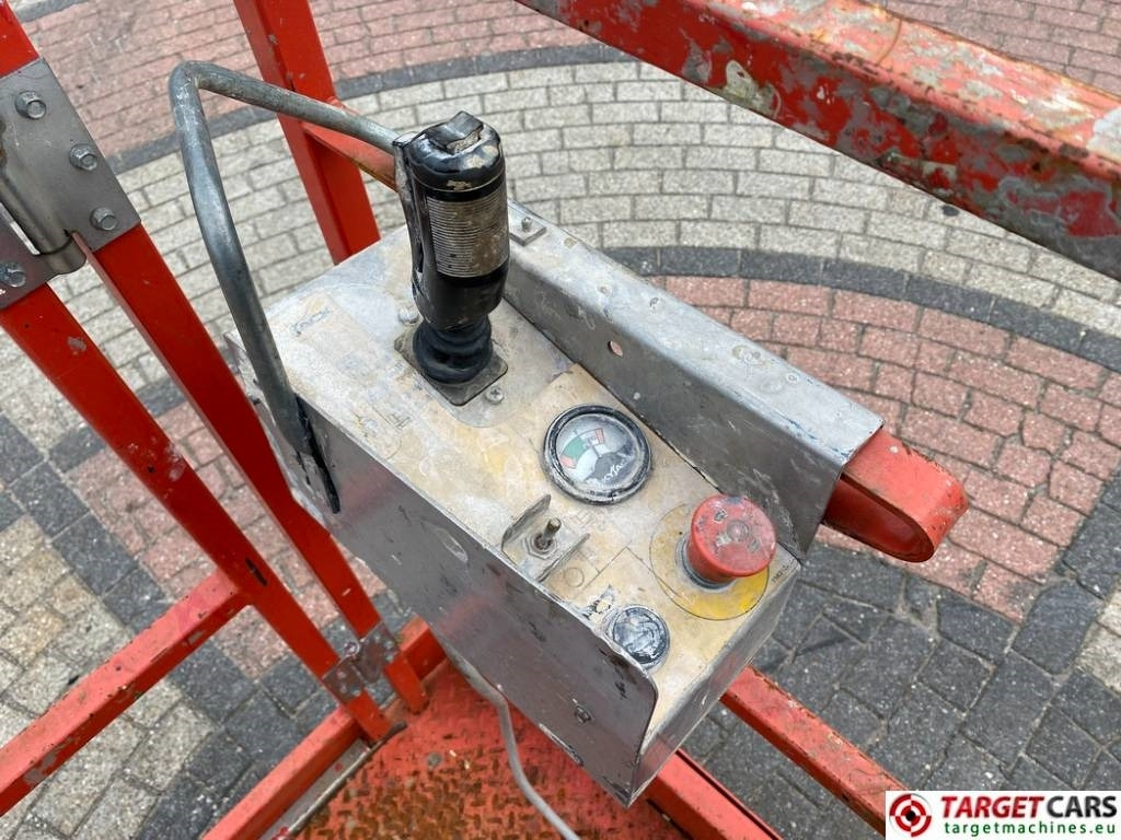 Vertical mast lift SkyJack SJ16 Electric Vertical Mast Work Lift 675cm: picture 9