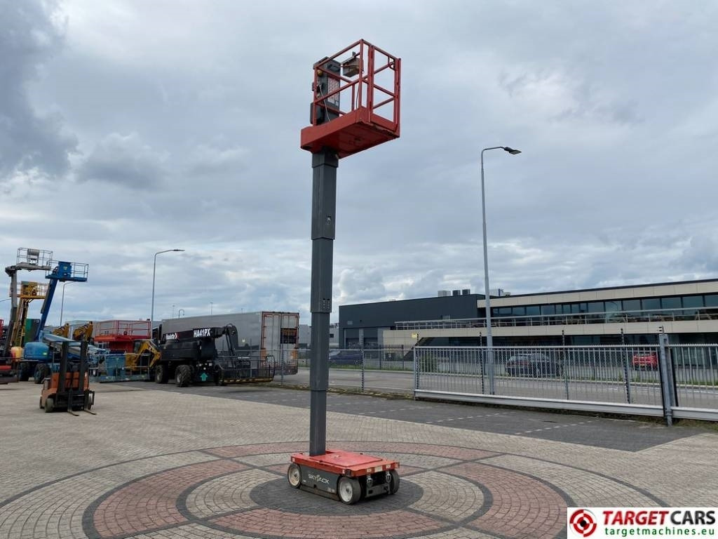 Vertical mast lift SkyJack SJ16 Electric Vertical Mast Work Lift 675cm: picture 7