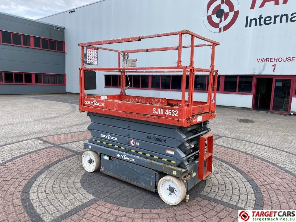 SkyJack SJIII-4632 Electric 4632 Scissor Work Lift 1170cm - Scissor lift: picture 4 SkyJack SJIII-4632 Electric 4632 Scissor Work Lift 1170cm - Scissor lift: picture 4