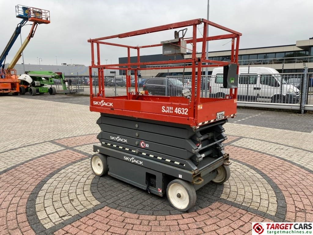 SkyJack SJIII-4632 Electric 4632 Scissor Work lift 1170cm - Scissor lift: picture 2 SkyJack SJIII-4632 Electric 4632 Scissor Work lift 1170cm - Scissor lift: picture 2