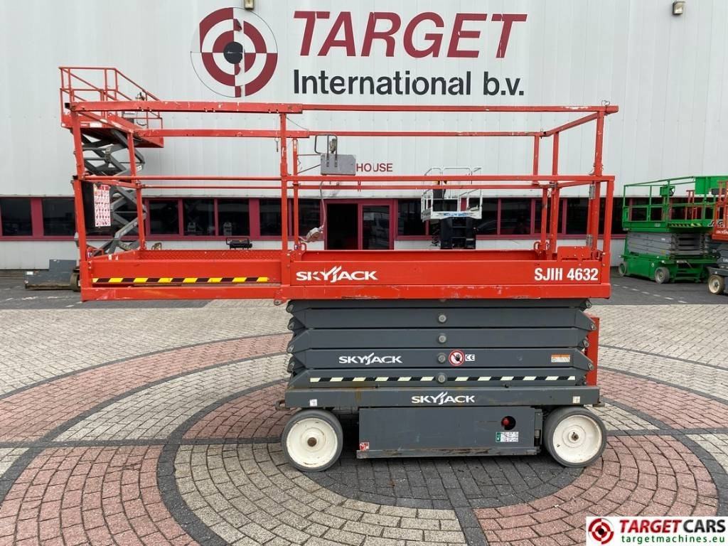 SkyJack SJIII-4632 Electric 4632 Scissor Work lift 1170cm - Scissor lift: picture 5 SkyJack SJIII-4632 Electric 4632 Scissor Work lift 1170cm - Scissor lift: picture 5