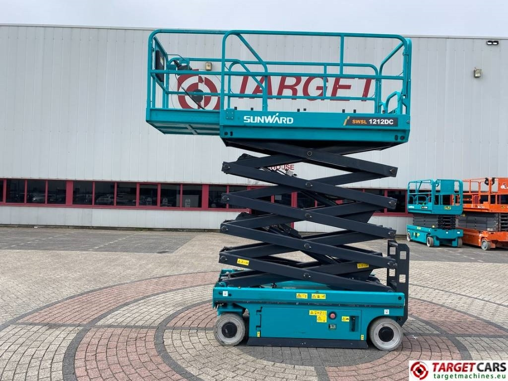 Sunward SWSL1212DC Electric Scissor Work LIft 1200cm - Scissor lift: picture 5 Sunward SWSL1212DC Electric Scissor Work LIft 1200cm - Scissor lift: picture 5