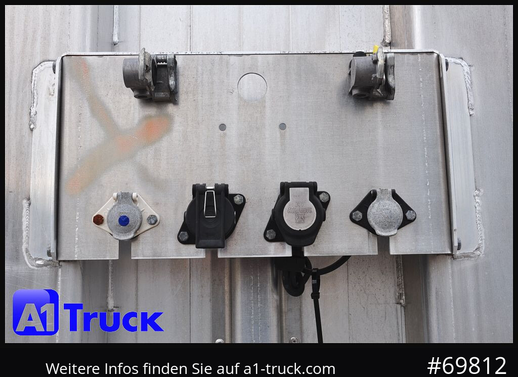 BENALU Timberliner, Vollalu, 2x Liftachse, Lang-Holz, - Log semi-trailer: picture 5 BENALU Timberliner, Vollalu, 2x Liftachse, Lang-Holz, - Log semi-trailer: picture 5