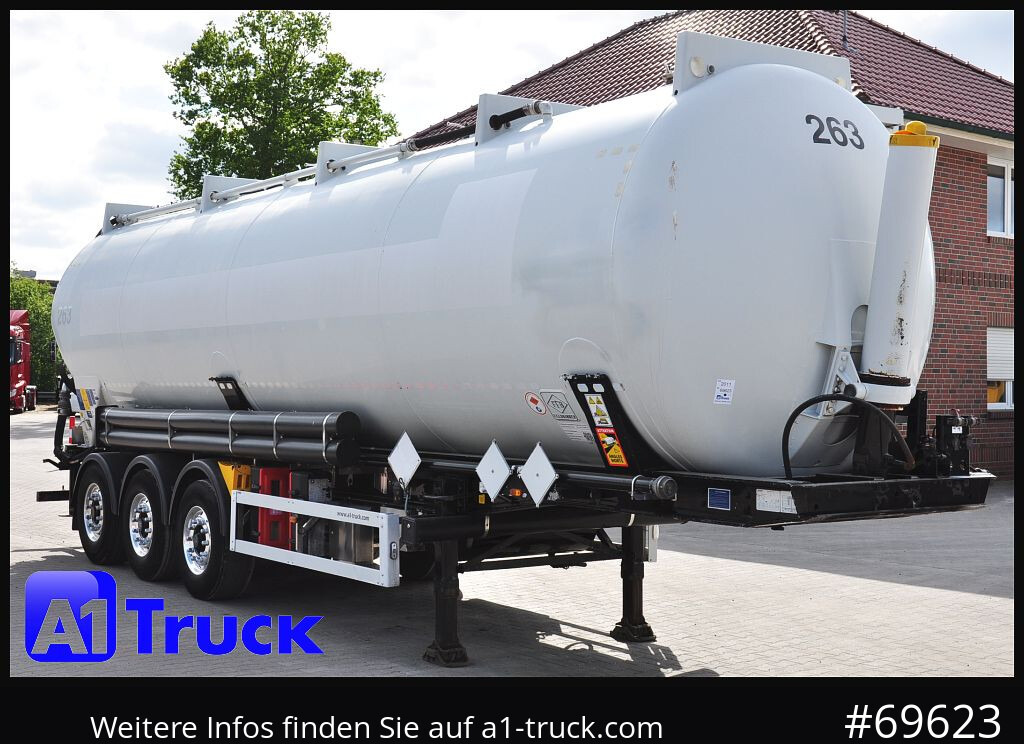 FELDBINDER KIP 52/7000/A/2, Kippsilo 52.3 ADR, 52m³, 52000 Liter - Silo semi-trailer: picture 1 FELDBINDER KIP 52/7000/A/2, Kippsilo 52.3 ADR, 52m³, 52000 Liter - Silo semi-trailer: picture 1