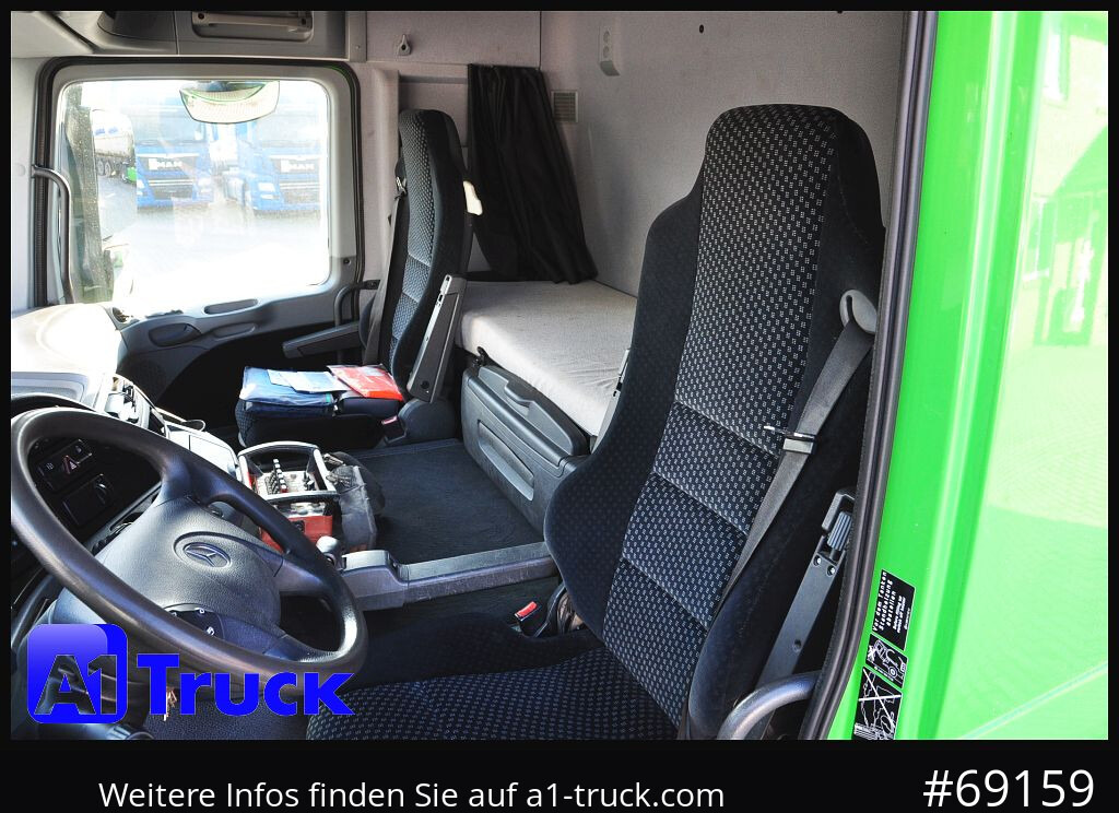 Crane truck MERCEDES-BENZ Actros 1844 MP3, Kran MKG 291 HP 5+3 Funk, TÜV 06/2026: picture 6