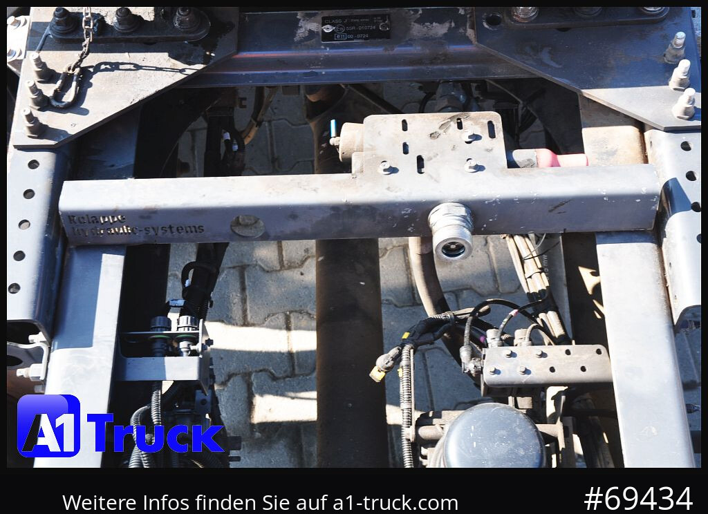 RENAULT C460, Hydraulik Navi, - Tractor unit: picture 3 RENAULT C460, Hydraulik Navi, - Tractor unit: picture 3