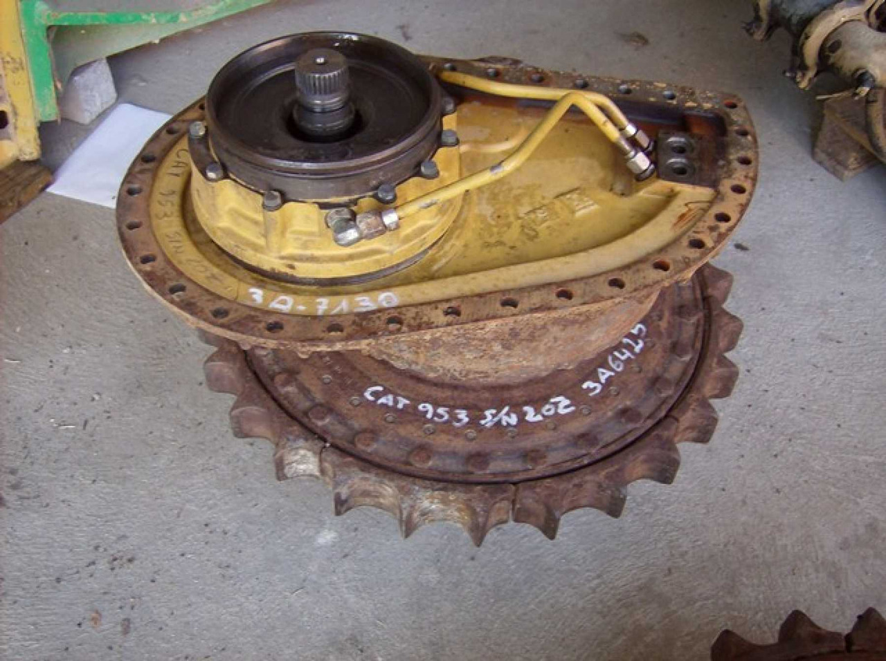 Caterpillar 953 RIDUTTORE DI TRASLAZIONE DESTRO COMPLETO DI RUOTA MOTRICE 3A6425 - Transmission for Construction machinery: picture 4 Caterpillar 953 RIDUTTORE DI TRASLAZIONE DESTRO COMPLETO DI RUOTA MOTRICE 3A6425 - Transmission for Construction machinery: picture 4