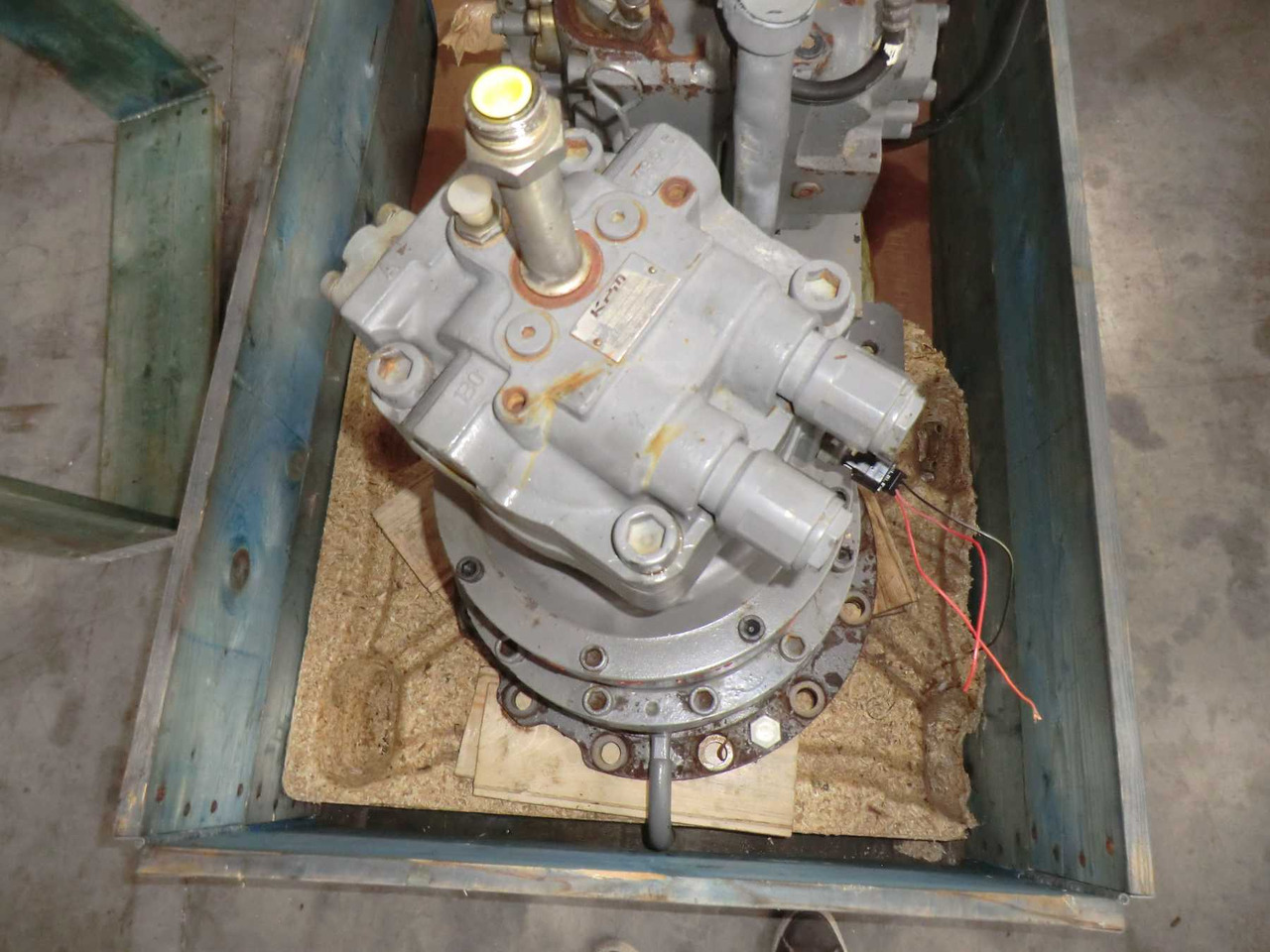 HITACHI ZX240 BAS RIDUTTORE DI ROTAZIONE APERTO E CONTROLLATO. - Transmission for Construction machinery: picture 5 HITACHI ZX240 BAS RIDUTTORE DI ROTAZIONE APERTO E CONTROLLATO. - Transmission for Construction machinery: picture 5