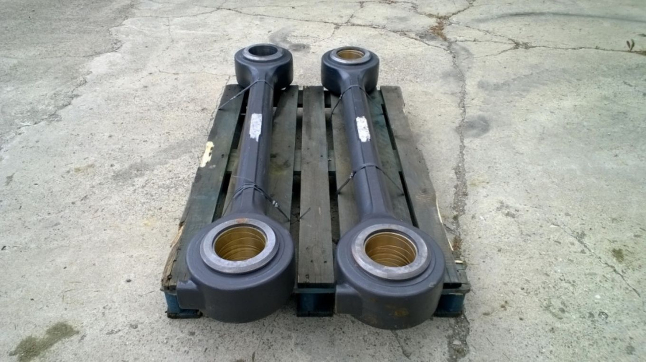 VOLVO L180 BM-C-D-E-F-G BIELLA - Body and exterior for Construction machinery: picture 3 VOLVO L180 BM-C-D-E-F-G BIELLA - Body and exterior for Construction machinery: picture 3