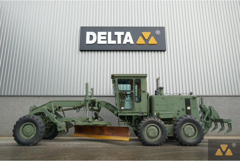 Caterpillar 130G Ex-army - Grader: picture 1 Caterpillar 130G Ex-army - Grader: picture 1