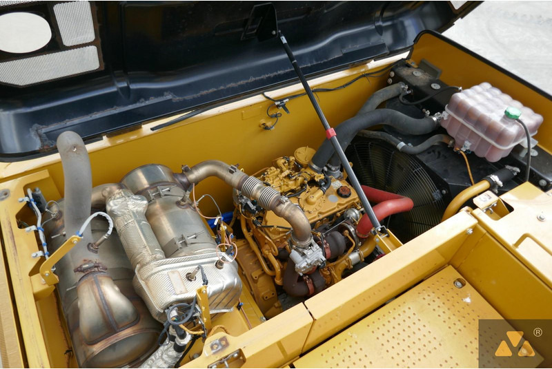 Crawler excavator Caterpillar 320FL: picture 18 Crawler excavator Caterpillar 320FL: picture 18