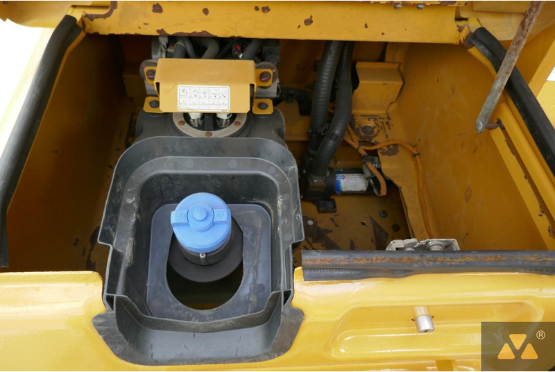 Crawler excavator Caterpillar 352F: picture 20