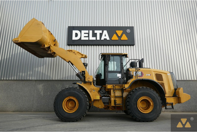 Wheel loader Caterpillar 972M: picture 10