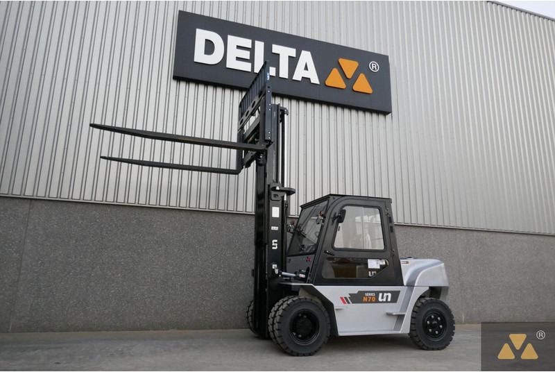 Un FD70T-NJB3 - Diesel forklift: picture 3 Un FD70T-NJB3 - Diesel forklift: picture 3