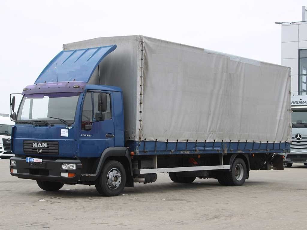 MAN LE 12.220, EURO 6, TAIL LIFT, PNEU 80% - Curtainsider truck: picture 1 MAN LE 12.220, EURO 6, TAIL LIFT, PNEU 80% - Curtainsider truck: picture 1