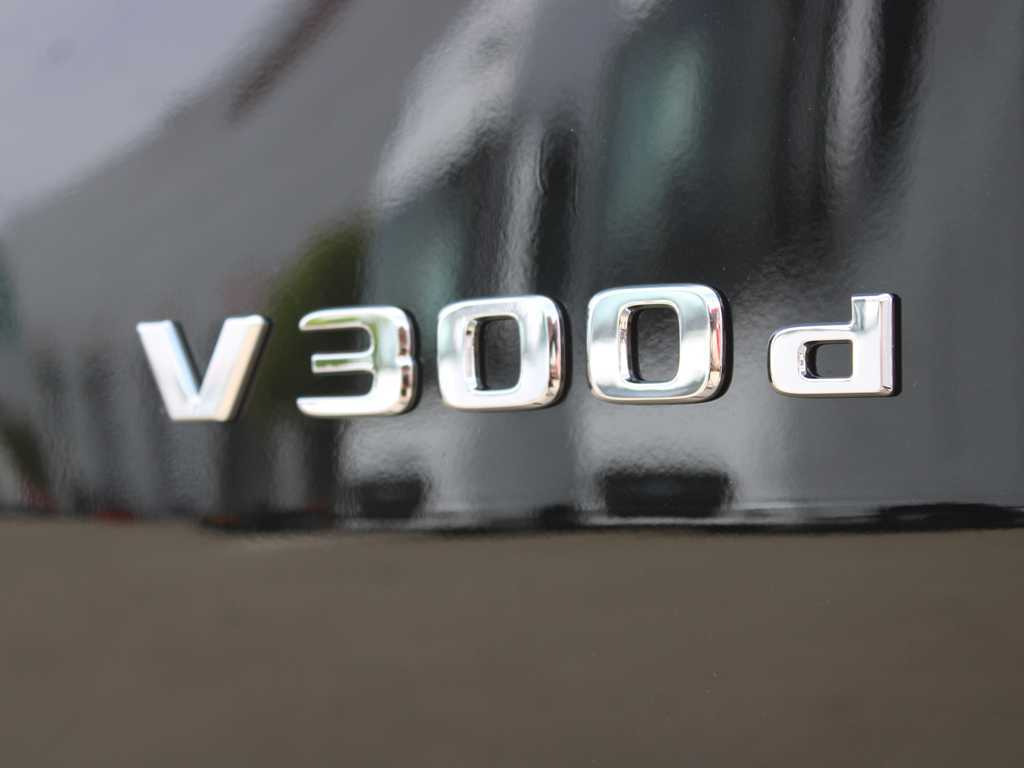 Mercedes-Benz V 300d 4M L, exclusive - Car: picture 5 Mercedes-Benz V 300d 4M L, exclusive - Car: picture 5