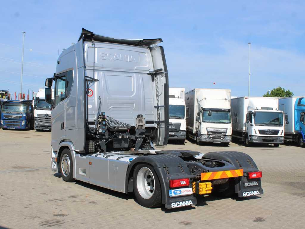 Scania S520, LOWDECK, RETARDER, NAVIGATION - Tractor unit: picture 5 Scania S520, LOWDECK, RETARDER, NAVIGATION - Tractor unit: picture 5