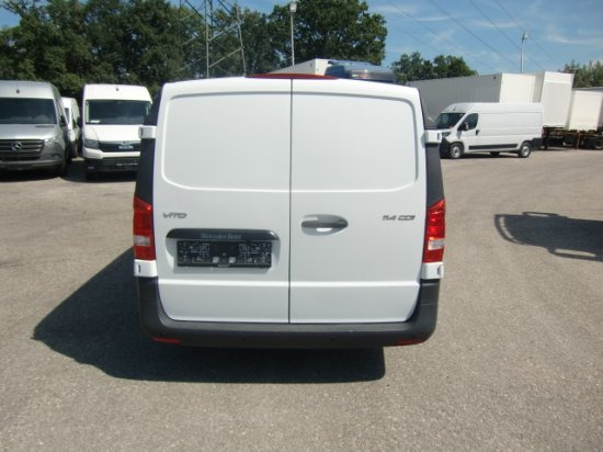 Mercedes-Benz Vito 114 CDi Kastenwagen L2H1 Schiebetüre rechts - Small van: picture 5 Mercedes-Benz Vito 114 CDi Kastenwagen L2H1 Schiebetüre rechts - Small van: picture 5