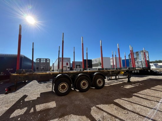Schwarzmüller Holzauflieger, 8 Rungenpaare, SAF-Achsen, Liftachse - Log semi-trailer: picture 4 Schwarzmüller Holzauflieger, 8 Rungenpaare, SAF-Achsen, Liftachse - Log semi-trailer: picture 4