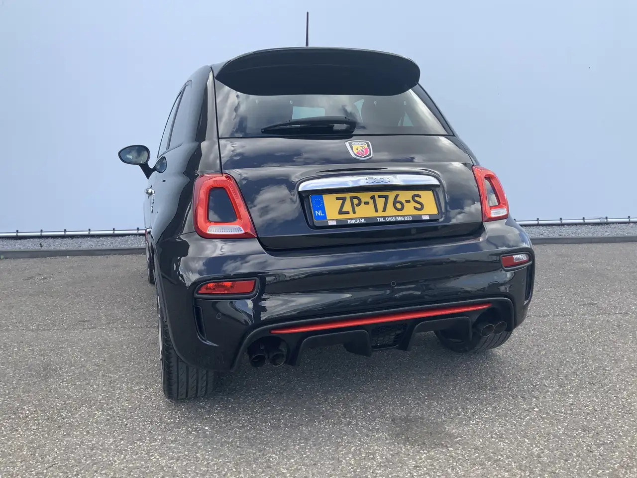 Fiat 500C Abarth 1.4 T-Jet 595 Automaat Euro 6 - Convertible: picture 3 Fiat 500C Abarth 1.4 T-Jet 595 Automaat Euro 6 - Convertible: picture 3