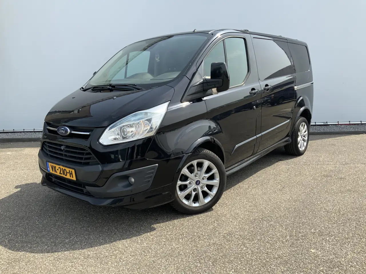 Ford Transit Custom 290 2.2 TDCI L1H1 Sport Airco Cruise 3 Zits Dub Sc - Panel van: picture 1 Ford Transit Custom 290 2.2 TDCI L1H1 Sport Airco Cruise 3 Zits Dub Sc - Panel van: picture 1