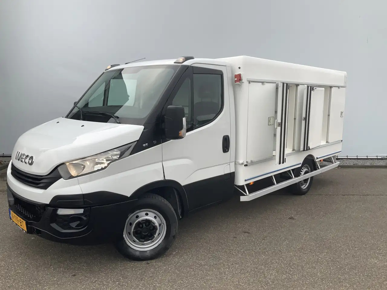 Iveco Daily 35S12 2.3 345 EURO 6 vrieswagen -40 C ijsauto Bakm - Refrigerated van: picture 1 Iveco Daily 35S12 2.3 345 EURO 6 vrieswagen -40 C ijsauto Bakm - Refrigerated van: picture 1