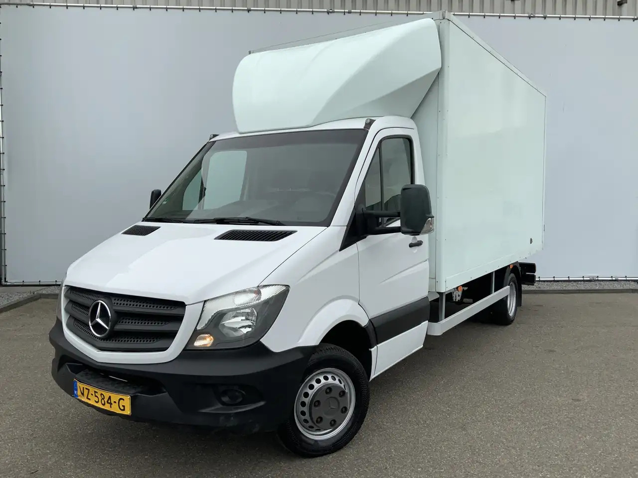 Mercedes-Benz Sprinter 516 2.2 CDI 432 Meubelbak&Deuren &Trap Airco 3 Zit - Box van: picture 1 Mercedes-Benz Sprinter 516 2.2 CDI 432 Meubelbak&Deuren &Trap Airco 3 Zit - Box van: picture 1