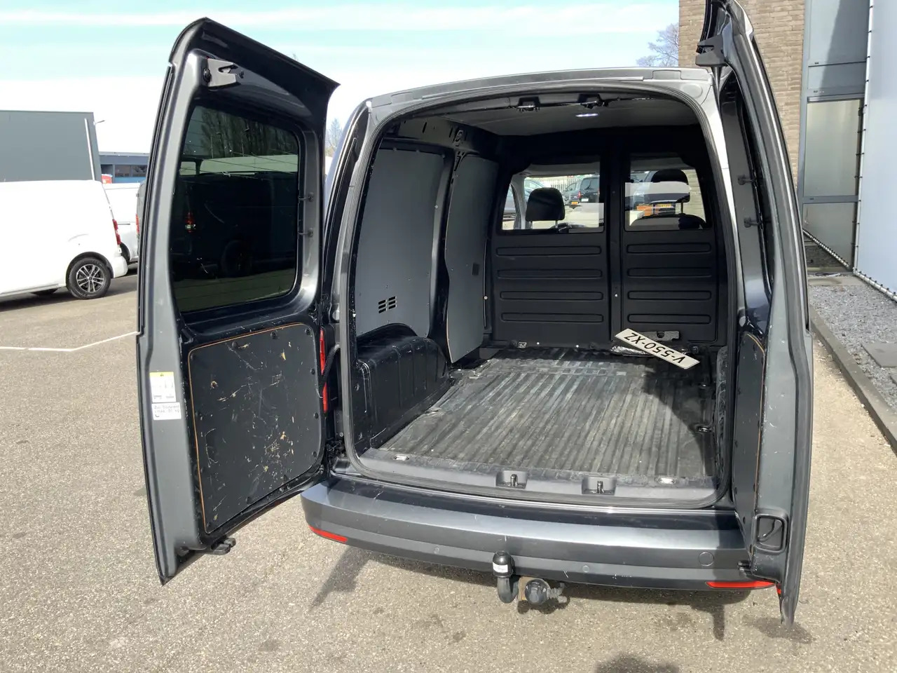 Small van Volkswagen Caddy 2.0 TDI L2H1 BMT Maxi Exclusive Edtion Airco Navi: picture 15