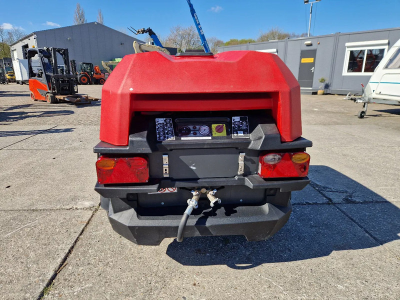 Atlas-Copco CPS2.0 in nieuwstaat met 100 uur! - Air compressor: picture 5 Atlas-Copco CPS2.0 in nieuwstaat met 100 uur! - Air compressor: picture 5