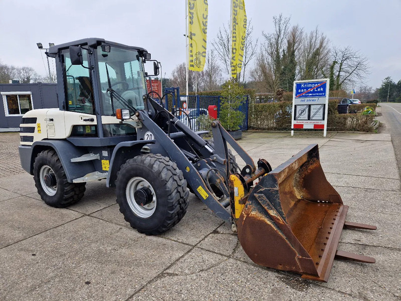 Terex TL80 met 1704 uur - Wheel loader: picture 2 Terex TL80 met 1704 uur - Wheel loader: picture 2